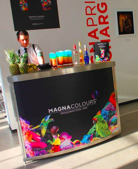 bar-vinyl-graphics-pop-up-stand